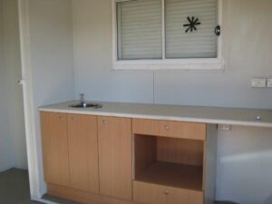 Read more about the article “Pop-Out” Office Created From Shipping Containers